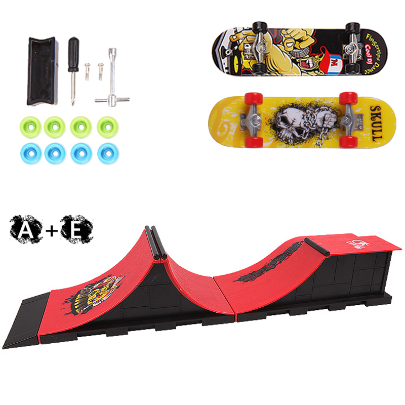 (8016+8017) with 2 skateboards